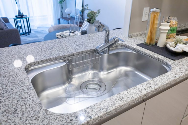 キッチン シンク