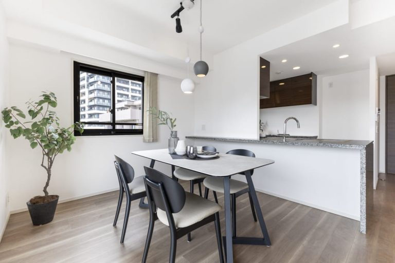 リビングダイニング