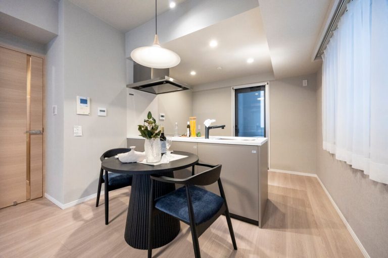 リビングダイニング