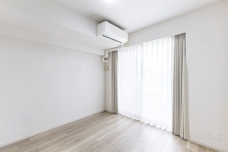 主寝室（約6.0帖）