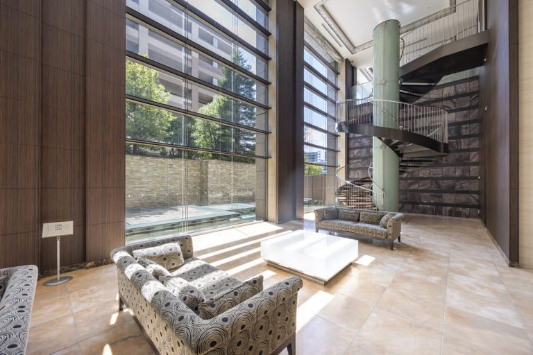 アクアラウンジ