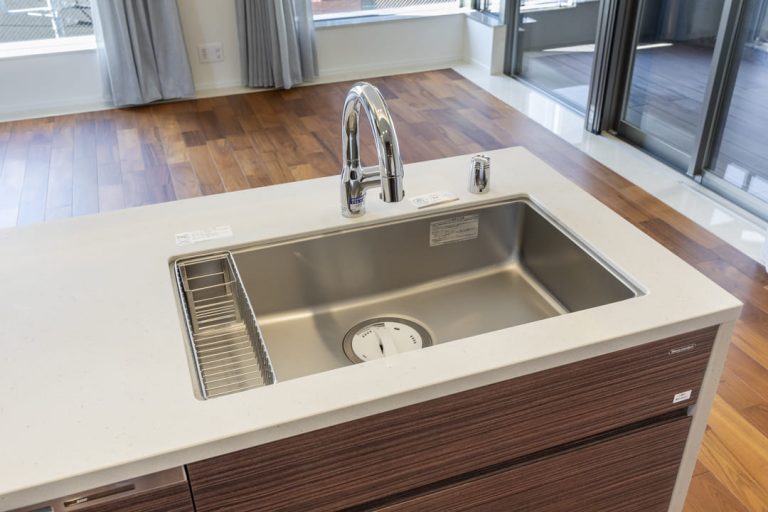 キッチン シンク