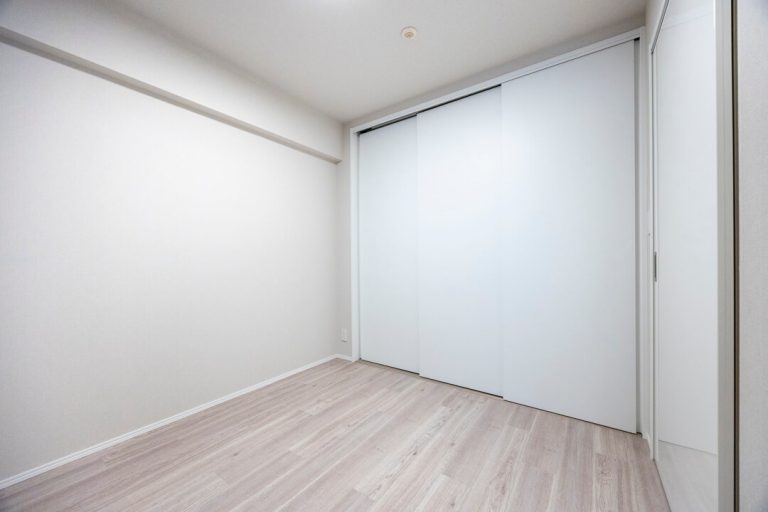 洋室（約6.4帖）