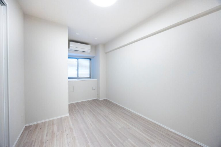 洋室（約6.4帖）