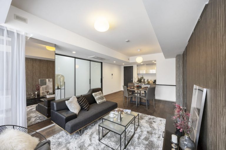 パークナード代官山　駅徒歩3分、都心の利便性とシックな美邸が調和する上質な3LDK