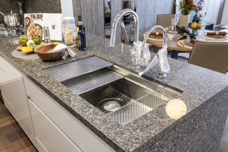 キッチン シンク