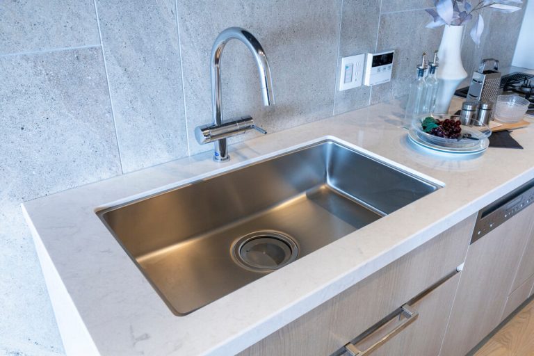 キッチン シンク