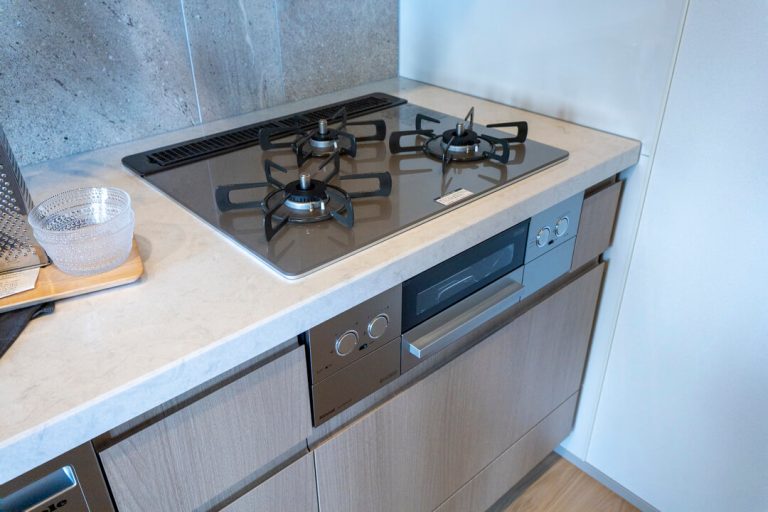 キッチン 3口ガスコンロ