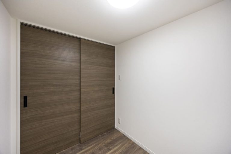 サービスルーム