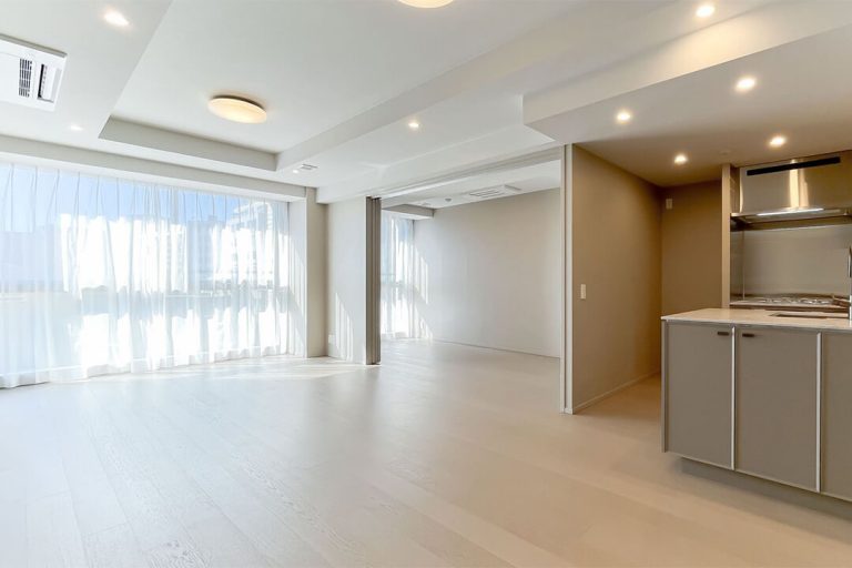 ザ・パークハウスグラン三番町　静謐なる番町に佇む、全居室南向きのゆとりある3LDK