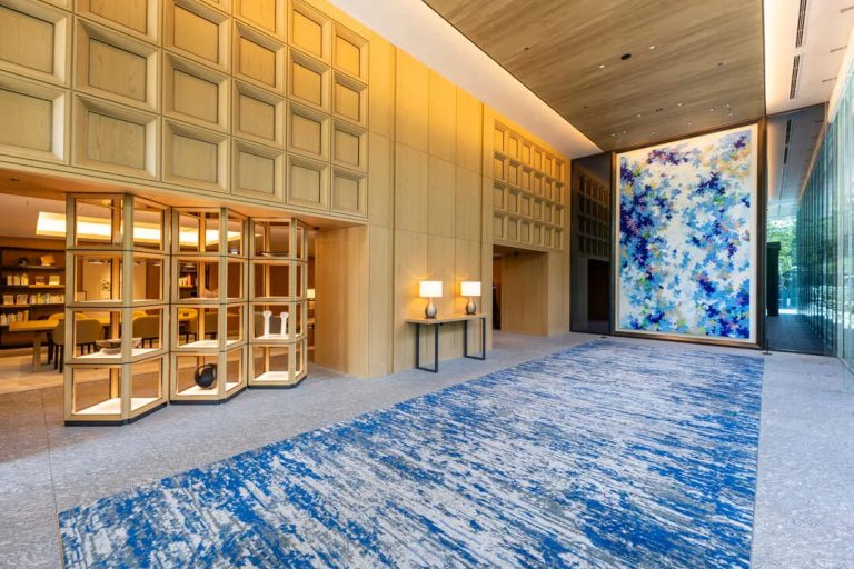 エントランスホール（サウスヒル）