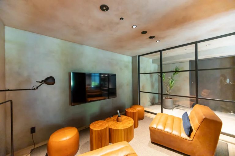 シアタールーム