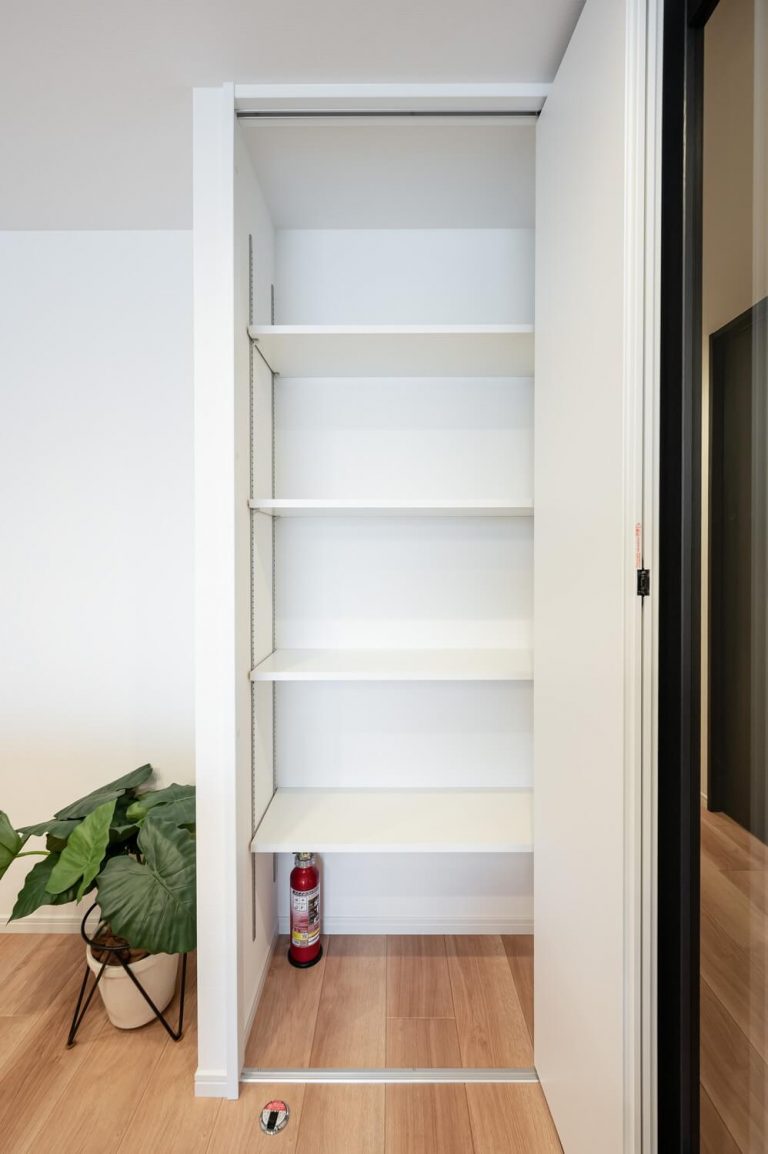 リビングダイニングキッチン 収納