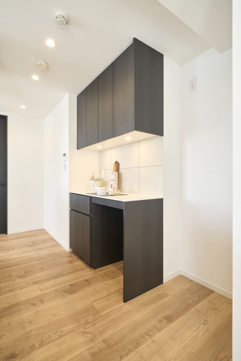 キッチン カップボード