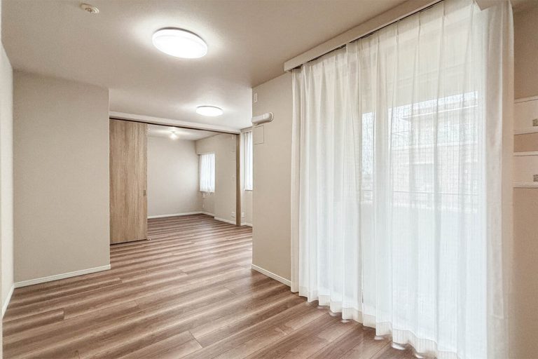 用賀　最上階6階部、調理スペース広々のシステムキッチン