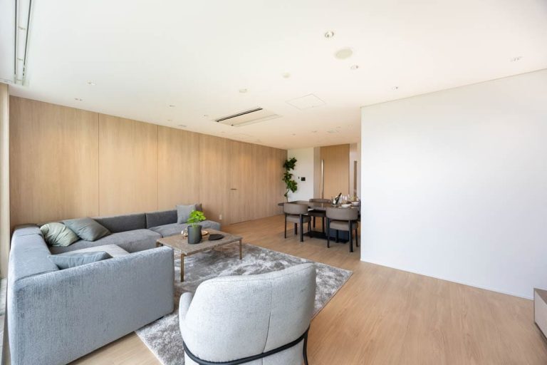 リビングダイニング