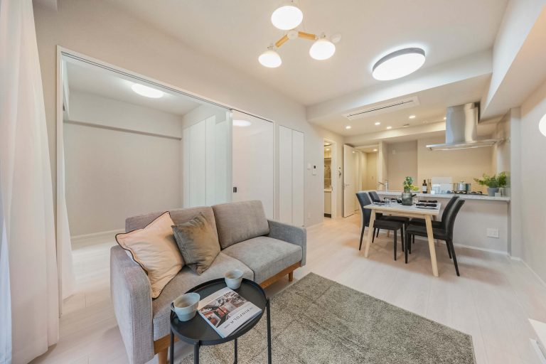 白金高輪　駅から徒歩2分、華やぎと静謐が交差する場所