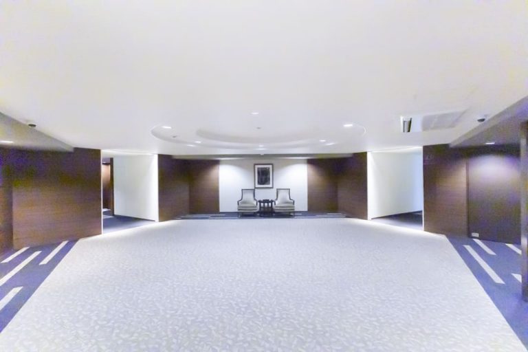 エレベーターホール（43F）
