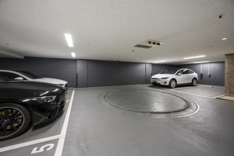 駐車場