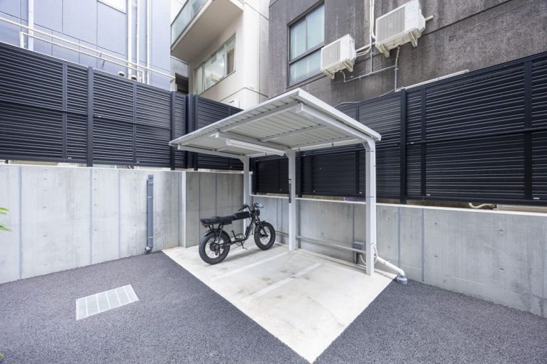 バイク置場