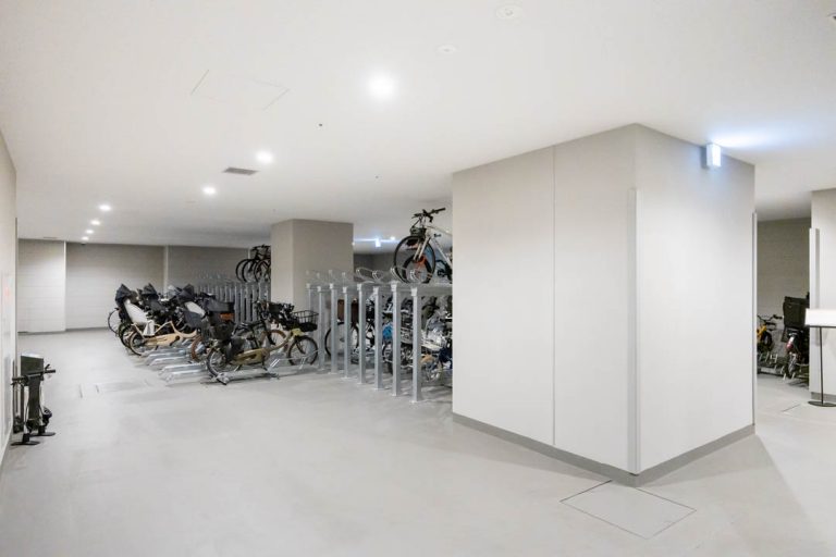 駐輪場