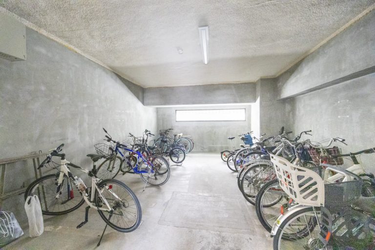 駐輪場