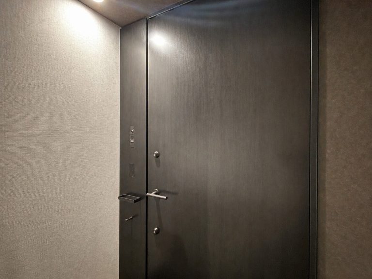 玄関外