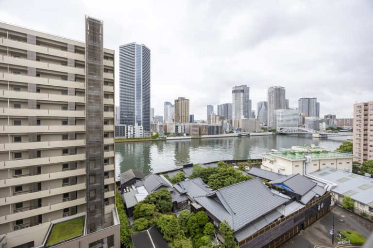 築地　隅田川を望むリバービュー