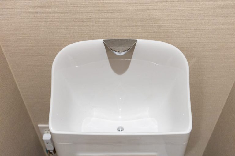 トイレ 手洗いタンク