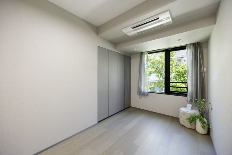 寝室2（約6.0帖）