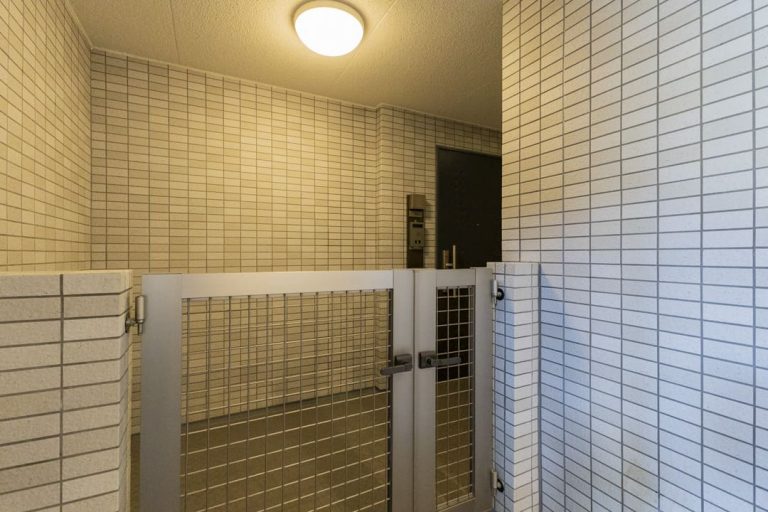 ポーチ