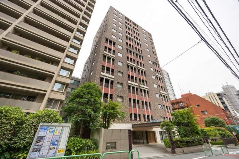フォーシーズンズグランデ一番町　皇居の緑を宿す南西角住戸、120㎡のゆとりを自在にリフォーム