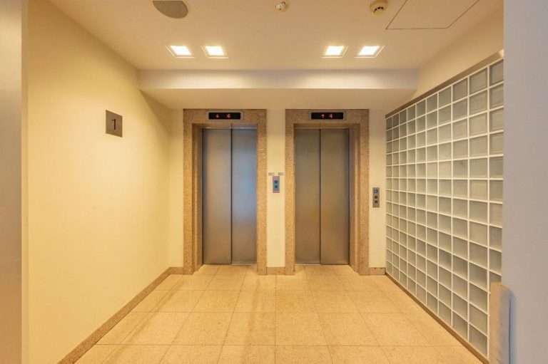 エレベーターホール