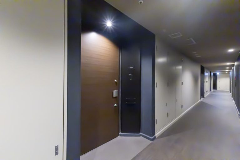 玄関前 共用廊下