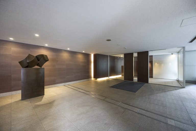 エントランスホール