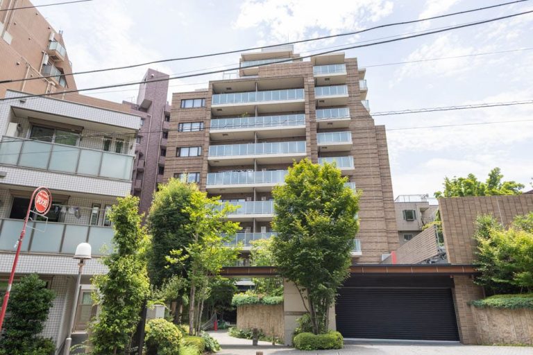 ブランズ渋谷常盤松　常盤松の緑を望む、76㎡の2LDK