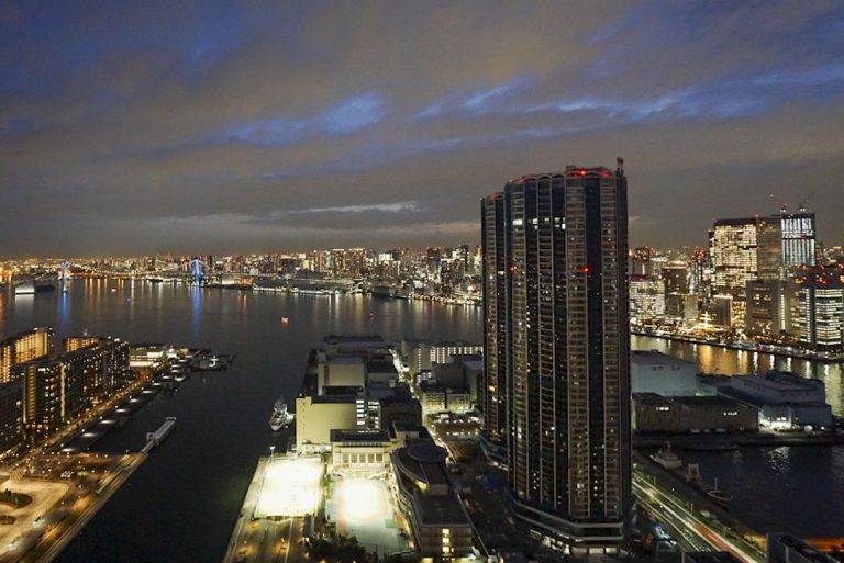 THE TOKYO TOWERS SEA TOWER　47階の高層階、水と光が織りなす、夜景の特等席