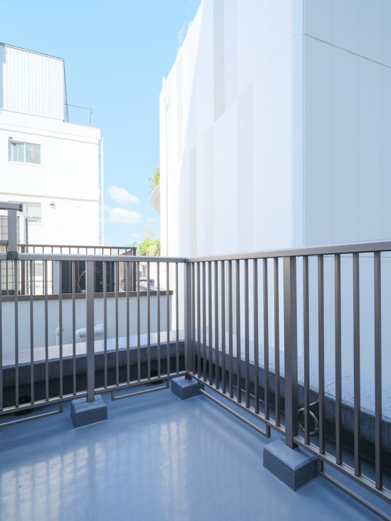 ルーフバルコニー