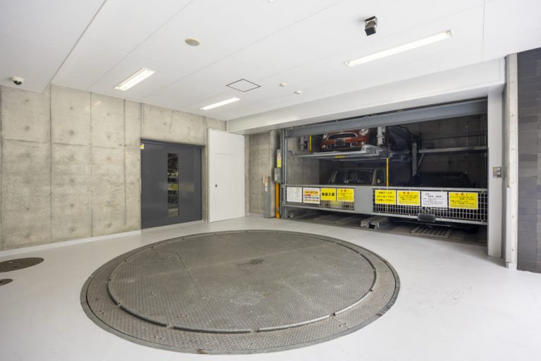 駐車場