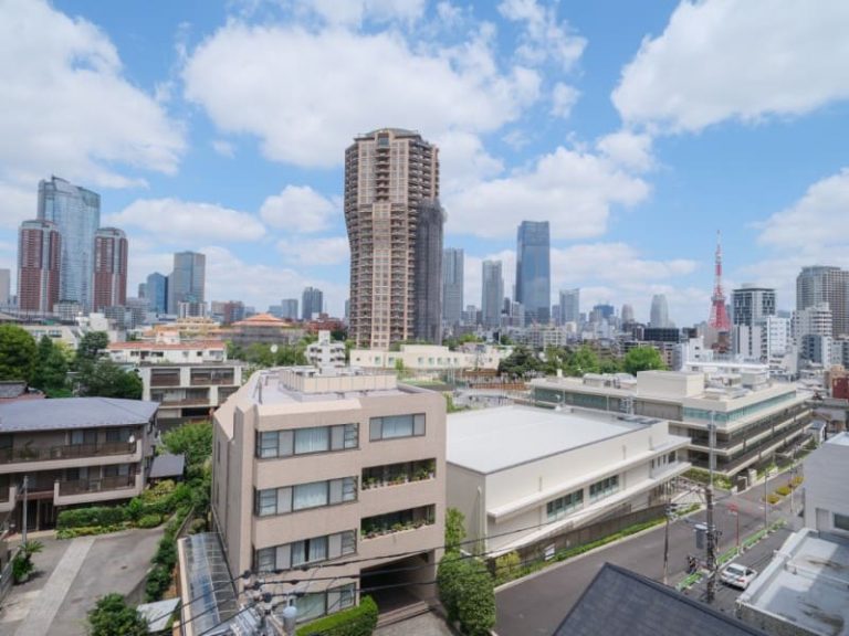 パークコート南麻布ヒルトップレジデンス　22帖超LDKと東京タワービュー