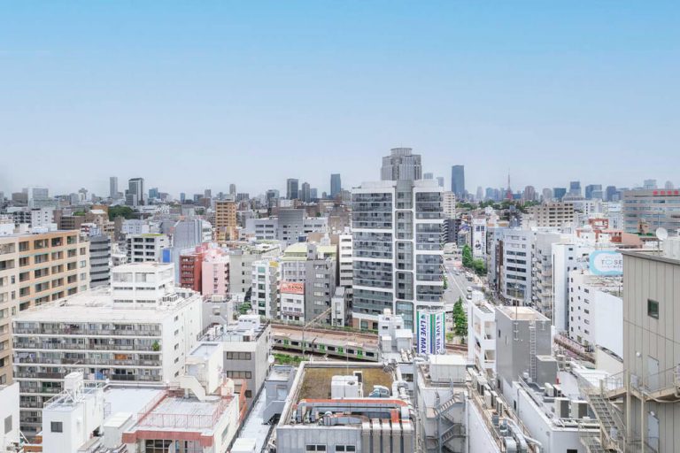 恵比寿　東京タワーを望むスカイテラス、最上階角部屋の特別席