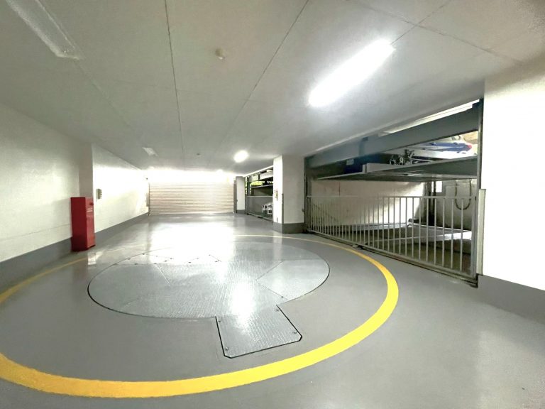 駐車場