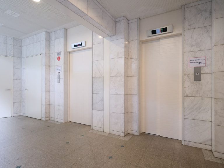 エレベーターホール