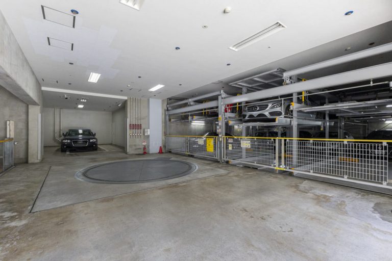駐車場