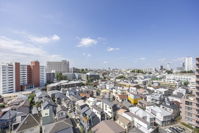 中目黒　開放的な眺望が広がる、2面バルコニーの角住戸