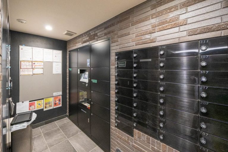 宅配ボックス、メールコーナー