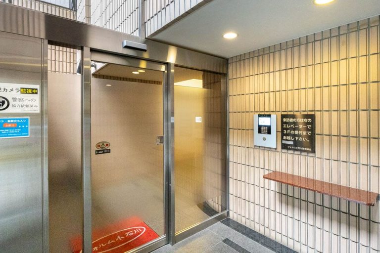 エントランス