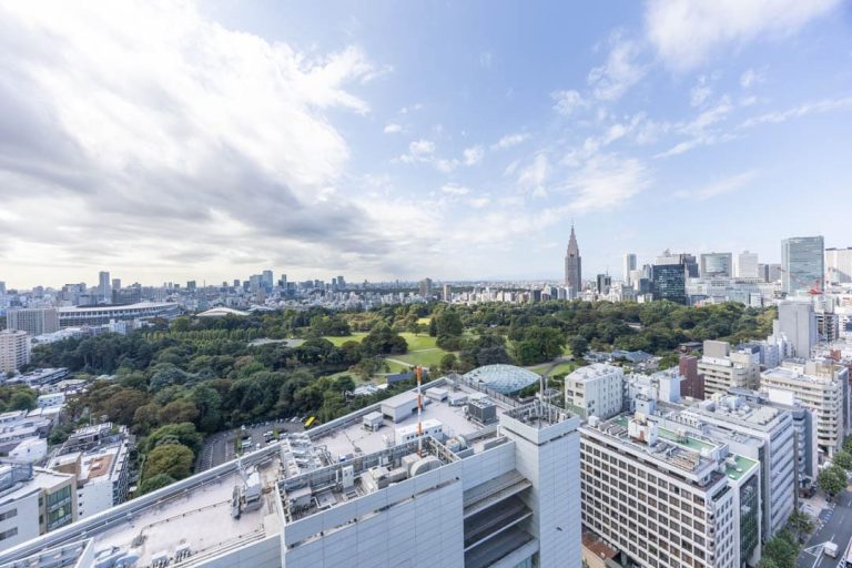 クラッシィタワー新宿御苑　新築未入居、新宿御苑を望む24階住戸