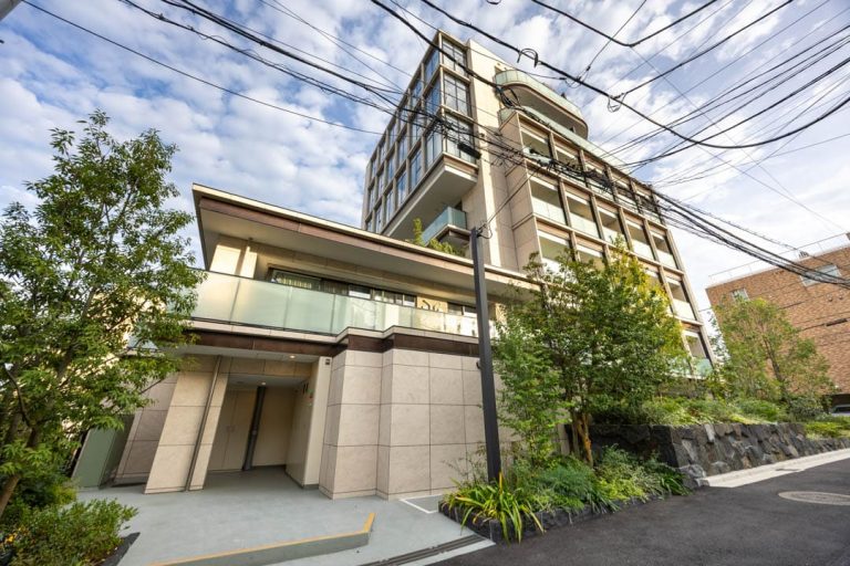 ディアナガーデン恵比寿TheHouse　新築未入居！113㎡超×2面バルコニーを備えた贅沢な住空間